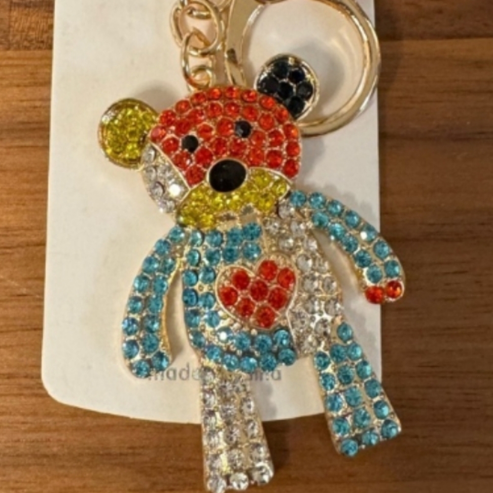 NWT Purse Charm DARK MULTI COLOR Goldtone Teddy Bear Keychain Clip Heart Tummy